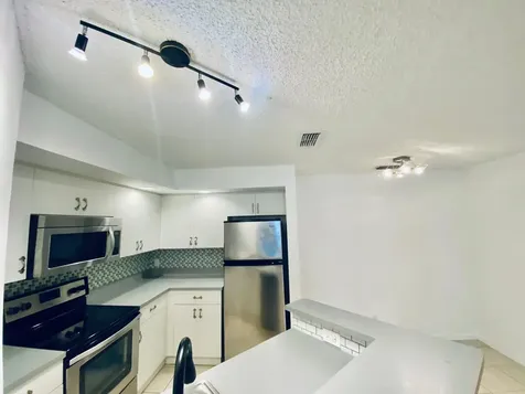3310 Pinewalk Drive Margate FL 33063