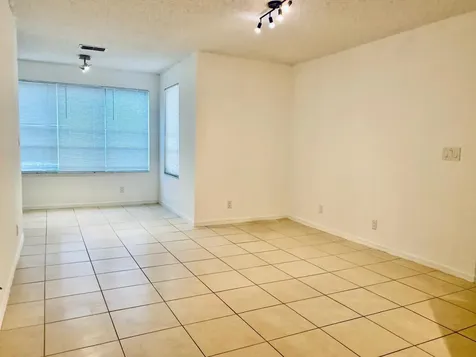 3310 Pinewalk Drive Margate FL 33063