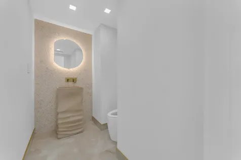2724 N Ocean Boulevard Fort Lauderdale FL 33308