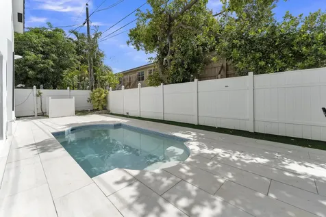 2724 N Ocean Boulevard Fort Lauderdale FL 33308