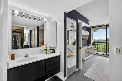 1801 Marina Isle Way Jupiter FL 33477