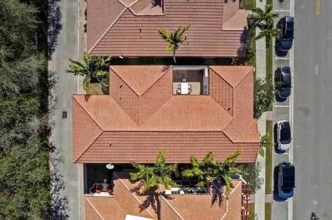 82 Stoney Drive Palm Beach Gardens FL 33410