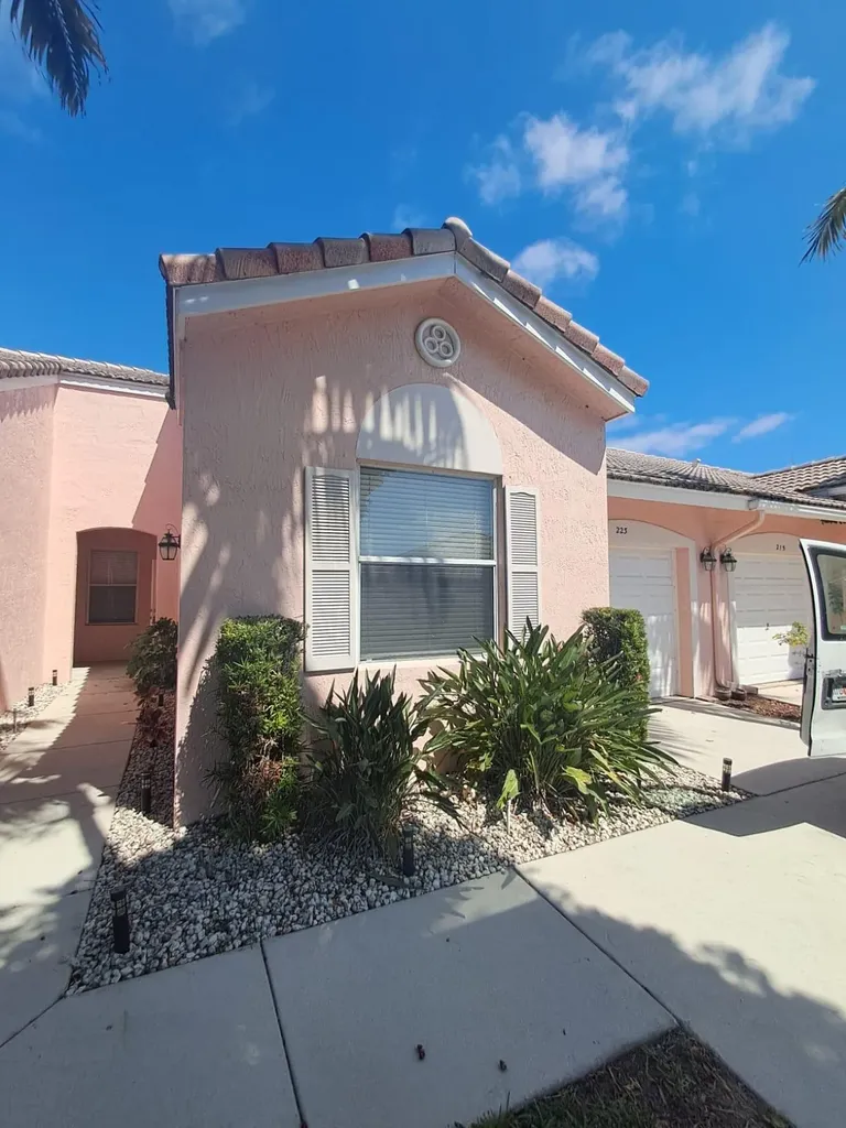 223 E Coral Trace Circle Delray Beach FL 33445