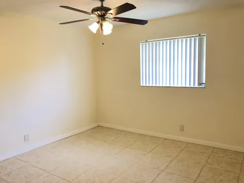 5811 NE 14th Road Fort Lauderdale FL 33334