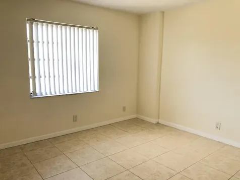 5811 NE 14th Road Fort Lauderdale FL 33334