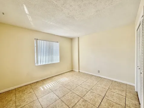 5811 NE 14th Road Fort Lauderdale FL 33334