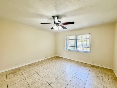 5811 NE 14th Road Fort Lauderdale FL 33334