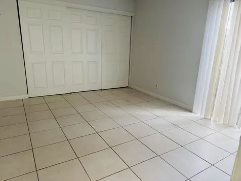 13 Crossings Circle Boynton Beach FL 33435
