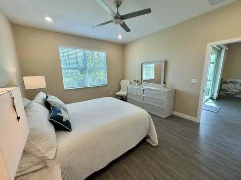 1561 Se Crosswood Way Port Saint Lucie FL 34984
