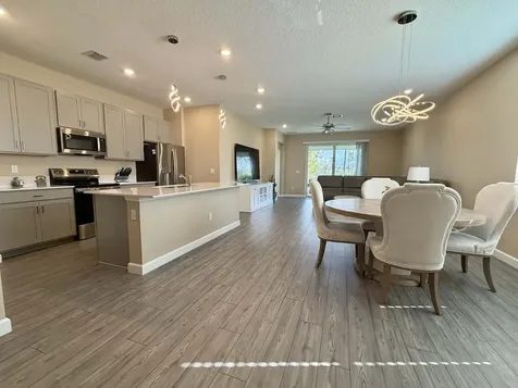 1561 Se Crosswood Way Port Saint Lucie FL 34984