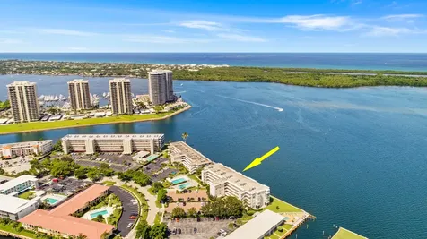 60 Yacht Club Drive North Palm Beach FL 33408