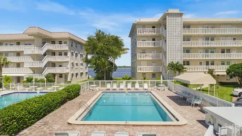 60 Yacht Club Drive North Palm Beach FL 33408