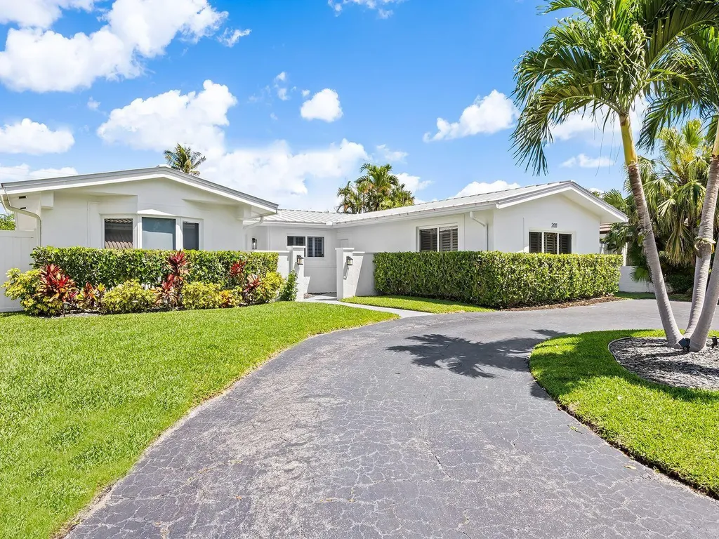 2011 NE 60th Street Fort Lauderdale FL 33308