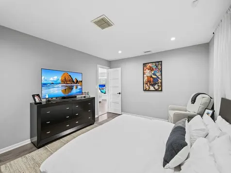 2011 NE 60th Street Fort Lauderdale FL 33308