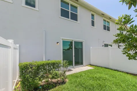 640 Se Lake Falls Street Port Saint Lucie FL 34984