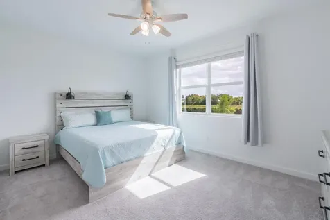 620 Se Lake Falls Street Port Saint Lucie FL 34984
