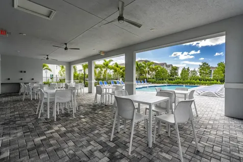 620 Se Lake Falls Street Port Saint Lucie FL 34984