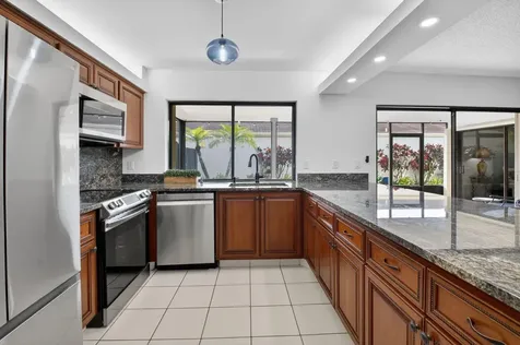 800 Nw 32nd Avenue Delray Beach FL 33445