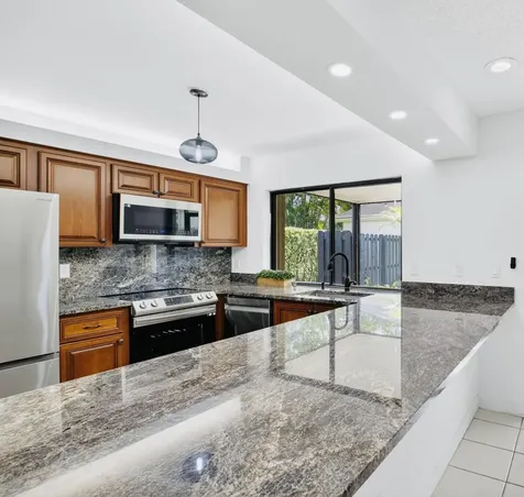800 Nw 32nd Avenue Delray Beach FL 33445