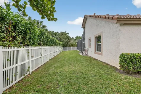 18981 Se Outrigger Lane Jupiter FL 33458
