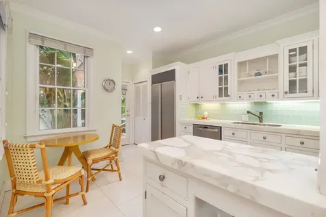224 Phipps Palm Beach FL 33480