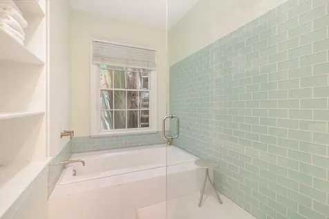 224 Phipps Palm Beach FL 33480