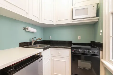 224 Phipps Palm Beach FL 33480