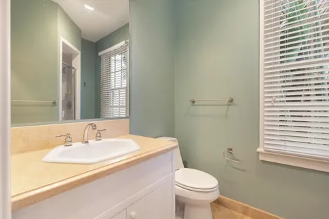 224 Phipps Palm Beach FL 33480