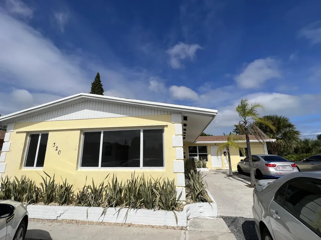 320 W Blue Heron Boulevard Riviera Beach FL 33404