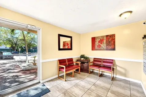 1681 Nw 70th Avenue Plantation FL 33313