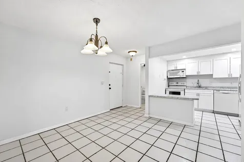 1681 Nw 70th Avenue Plantation FL 33313