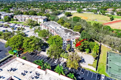 1681 Nw 70th Avenue Plantation FL 33313