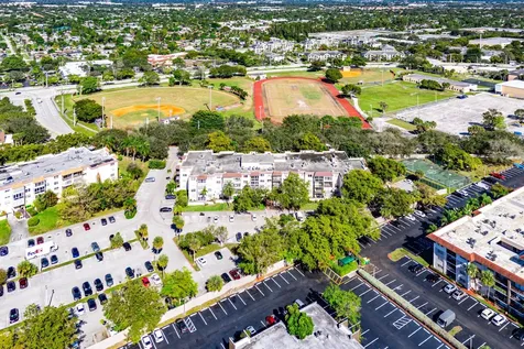 1681 Nw 70th Avenue Plantation FL 33313