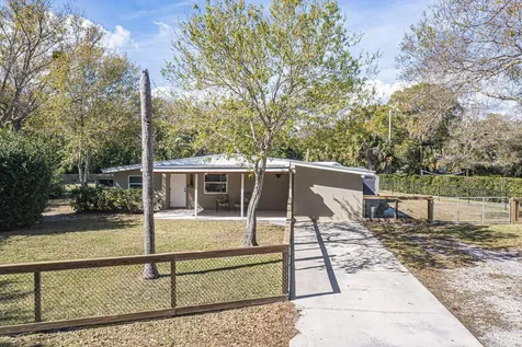 2875 58th Court Vero Beach FL 32966