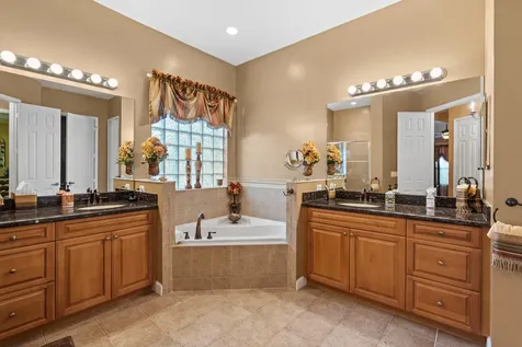 465 Nw Dover Court Port Saint Lucie FL 34983