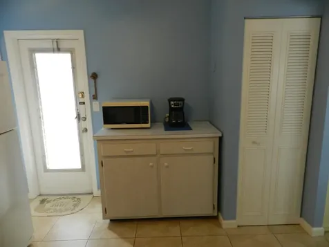 6 Greenway Royal Palm Beach FL 33411