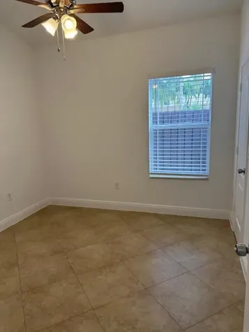 3201 Johns Place Palm Springs FL 33461
