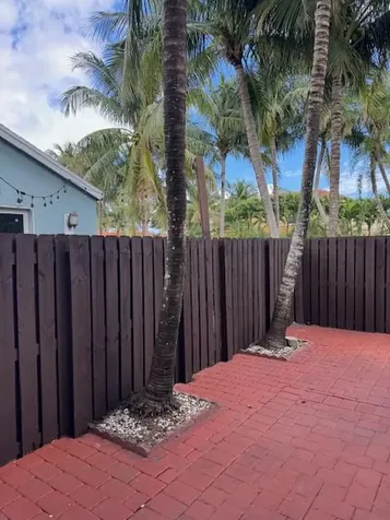 3201 Johns Place Palm Springs FL 33461