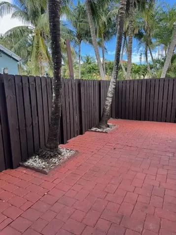 3201 Johns Place Palm Springs FL 33461