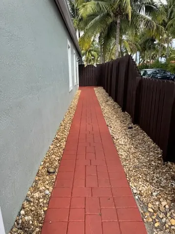 3201 Johns Place Palm Springs FL 33461
