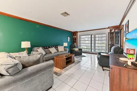 10135 Eaglewood Terrace Boynton Beach FL 33436