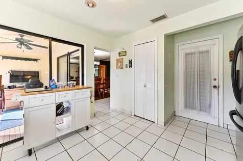 10135 Eaglewood Terrace Boynton Beach FL 33436
