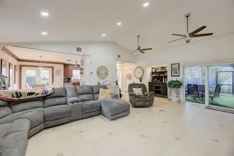 1666 Nw 106th Terrace Coral Springs FL 33071