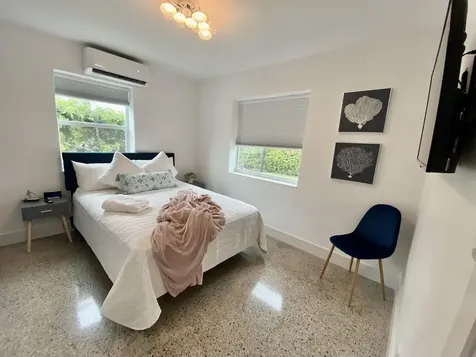 304 SE 3rd Street Delray Beach FL 33483