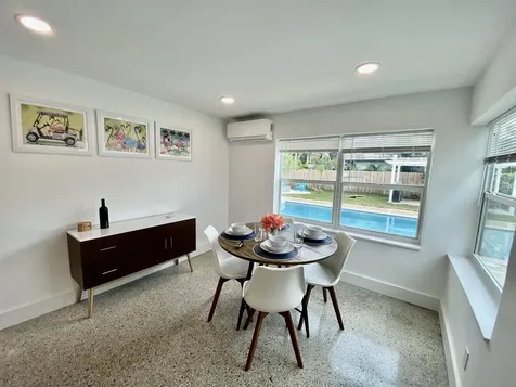304 SE 3rd Street Delray Beach FL 33483