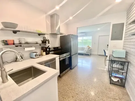 304 SE 3rd Street Delray Beach FL 33483