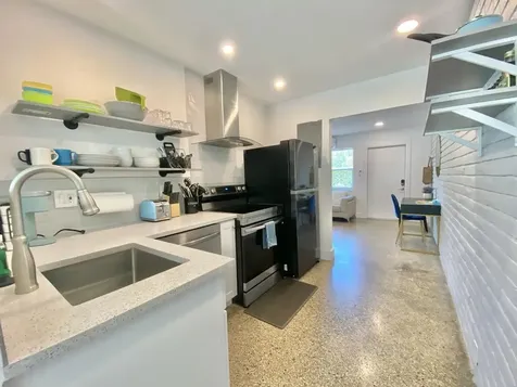 304 SE 3rd Street Delray Beach FL 33483