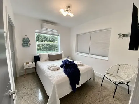 304 SE 3rd Street Delray Beach FL 33483