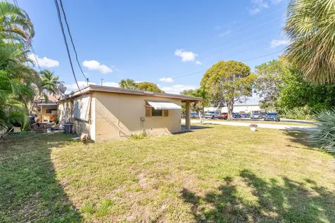 730 N 5th Street Lantana FL 33462