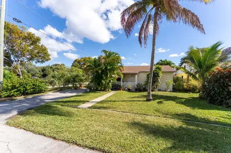 730 N 5th Street Lantana FL 33462